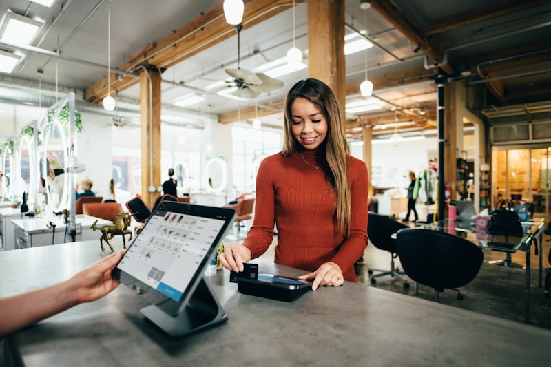 Omnichannel Retail E-commerce Commerce Experience